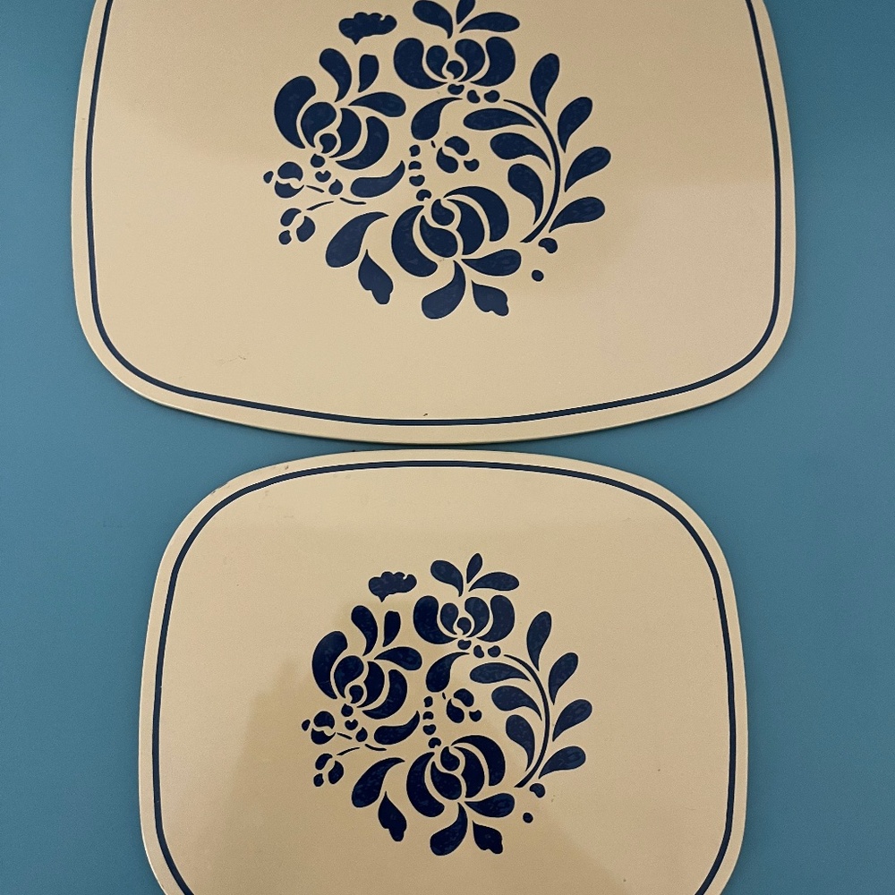 Pfaltzgraff Trivets